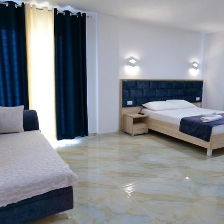 Hotel Solis Ксаміл Екстер'єр фото